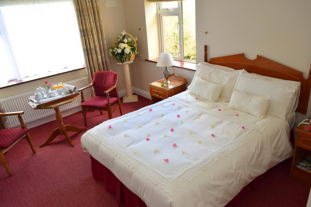 Rhu Glenn Hotel Уотърфорд Екстериор снимка