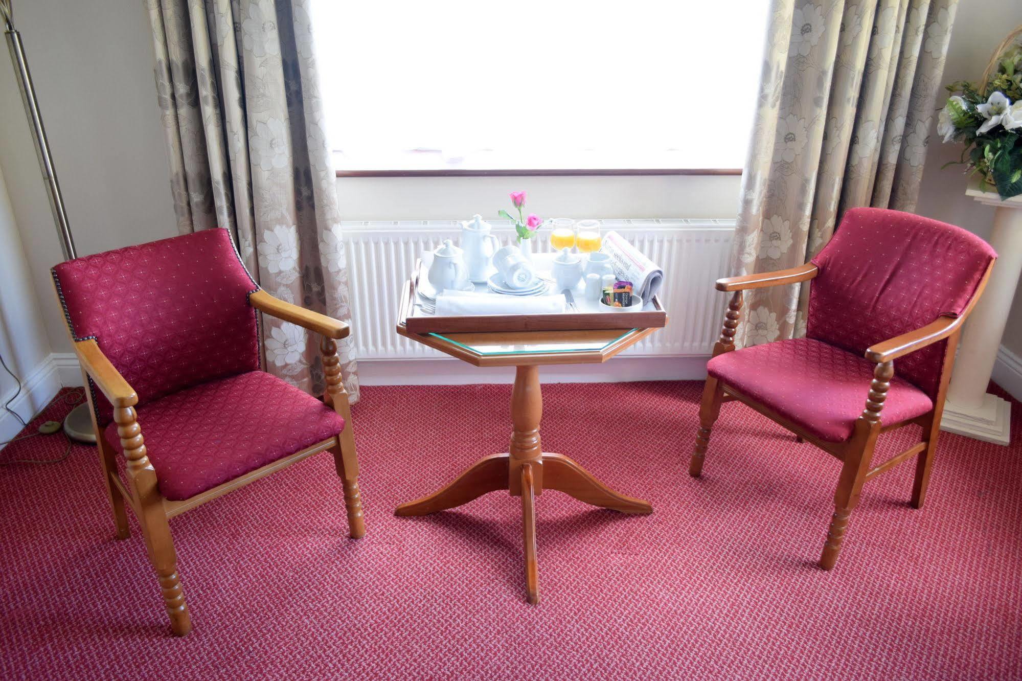 Rhu Glenn Hotel Уотърфорд Екстериор снимка
